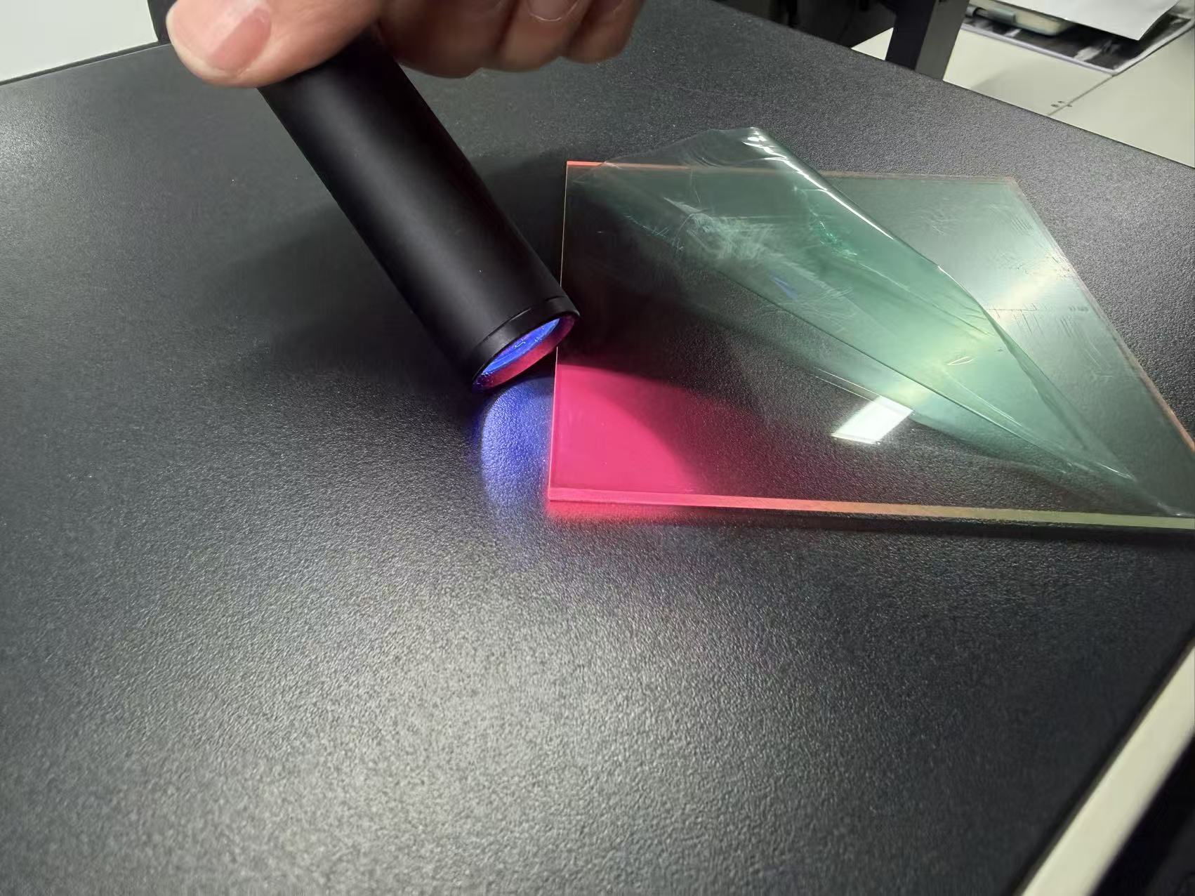 Quantum Spectrum Shifting: How Our New Photo-Convertible PC Glazing is "Hacking" Photosynthesis